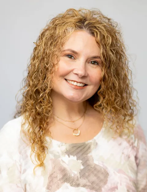 Agent Photo of Donna